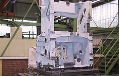 Großes Maschinenbau Getriebe auf CNC Bohrwerk